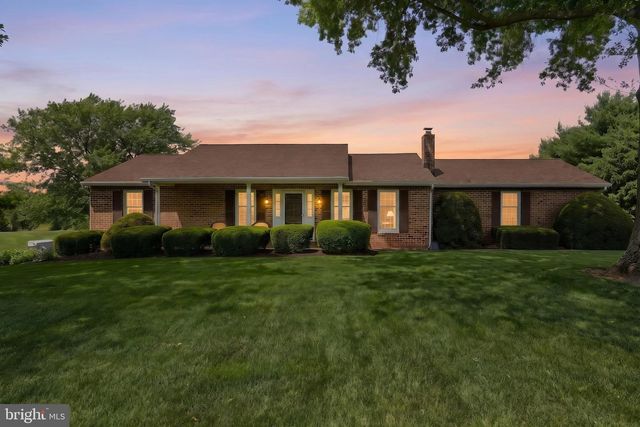 5971 DAVIDSBURG RD, Dover, PA 17315