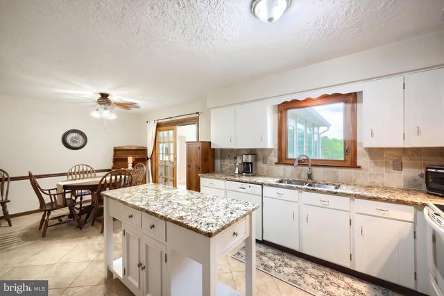 5971 DAVIDSBURG RD, Dover, PA 17315