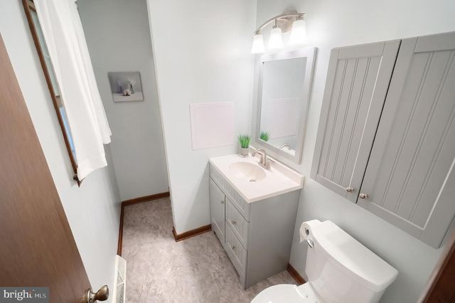 5971 DAVIDSBURG RD, Dover, PA 17315