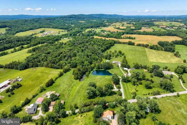 5971 DAVIDSBURG RD, Dover, PA 17315