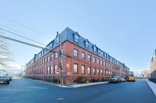 10 Weston Ave 327, Quincy, MA 02170