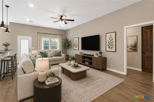 301 Sunrise Hills, Lampasas, TX 76550