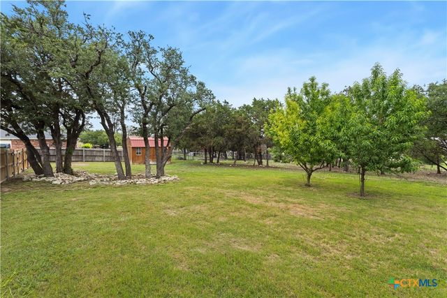 301 Sunrise Hills, Lampasas, TX 76550