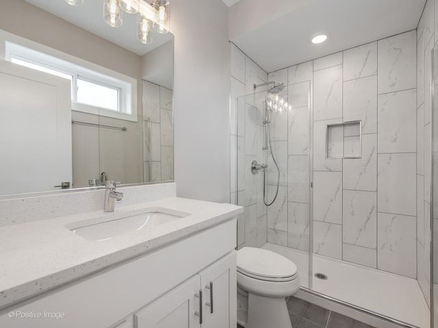 4013 N Pulaski Road 3, Chicago, IL 60641