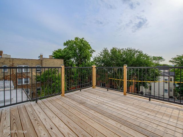 4013 N Pulaski Road 3, Chicago, IL 60641