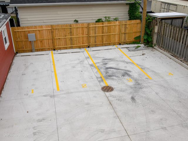 4013 N Pulaski Road 3, Chicago, IL 60641