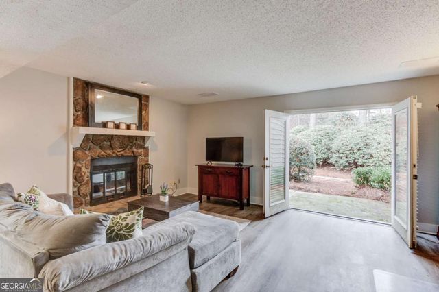 5618 Woodmont Boulevard, Peachtree Corners, GA 30092