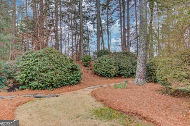 5618 Woodmont Boulevard, Peachtree Corners, GA 30092