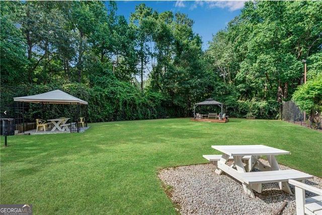 5618 Woodmont Boulevard, Peachtree Corners, GA 30092