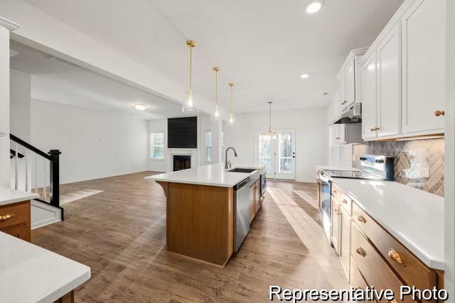 1046 House Finch Avenue Cc3-22-21, Ravenel, SC 29470
