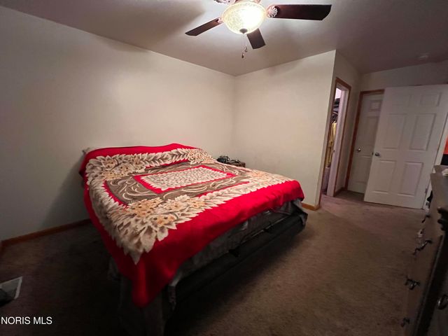 2223 Vaness Drive, Toledo, OH 43615