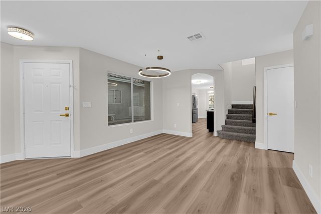 949 Single Tree Drive, Las Vegas, NV 89123