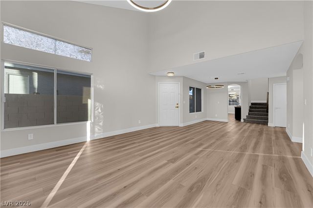 949 Single Tree Drive, Las Vegas, NV 89123