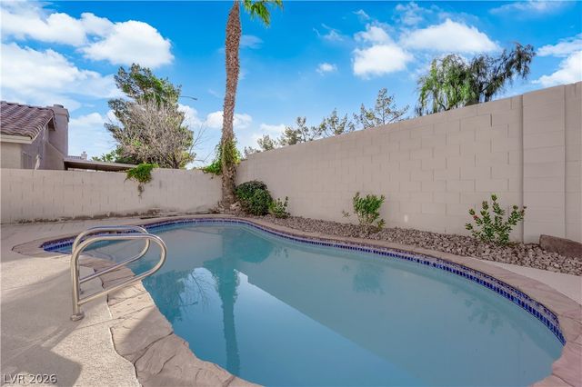 949 Single Tree Drive, Las Vegas, NV 89123
