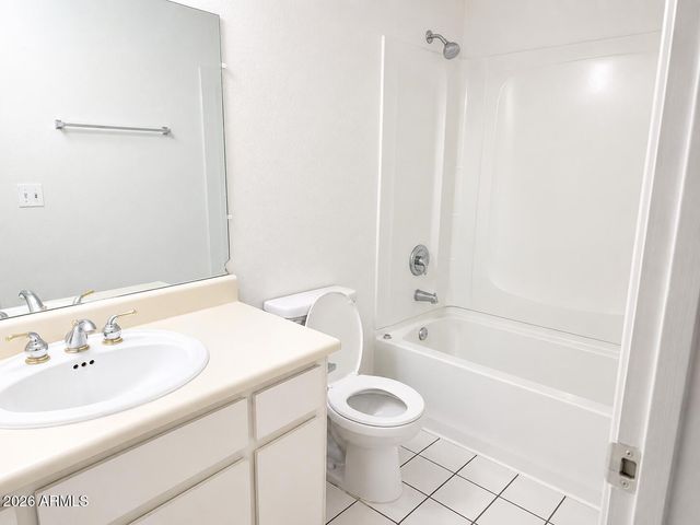 2931 E Beck Lane 4, Phoenix, AZ 85032