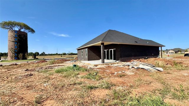 16001 Navarra Way, Oklahoma City, OK 73170