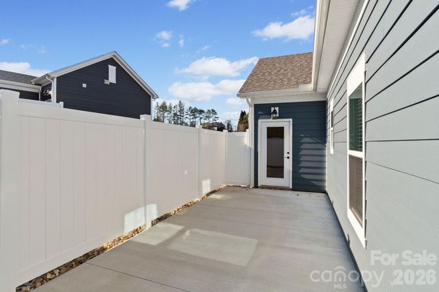 127 Cherry Springs Lane 11-E, Asheville, NC 28804