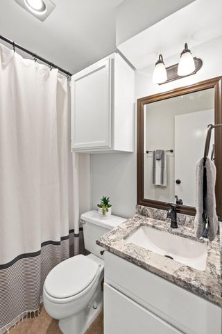 9807 Hundred Oaks CIR B, Austin, TX 78750