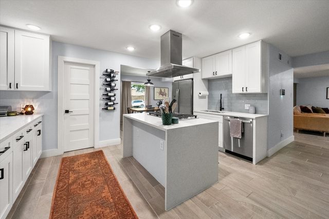 12324 Coolmeadow Lane, Dallas, TX 75218