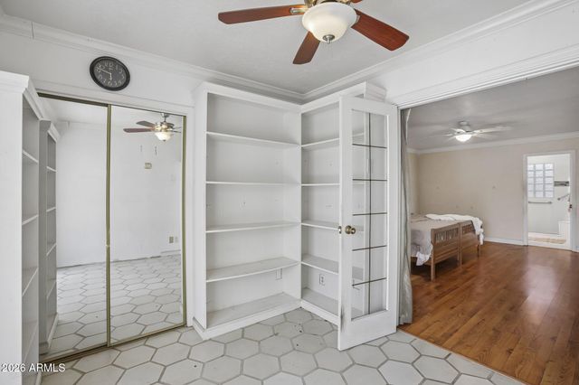 717 E TUCKEY Lane, Phoenix, AZ 85014