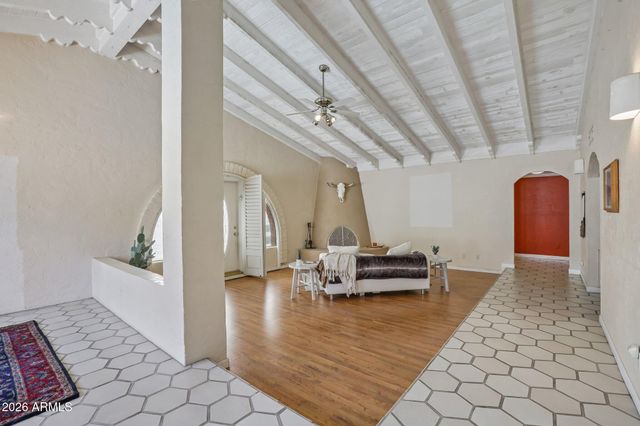717 E TUCKEY Lane, Phoenix, AZ 85014