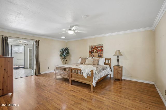 717 E TUCKEY Lane, Phoenix, AZ 85014