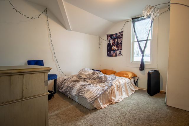 678 Douglas Avenue, Calumet City, IL 60409