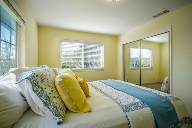 9985-9999 N Shelton Rd, Linden, CA 95236
