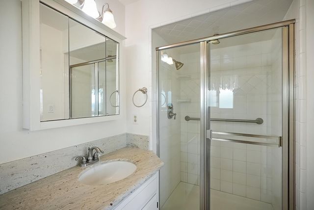 9985-9999 N Shelton Rd, Linden, CA 95236