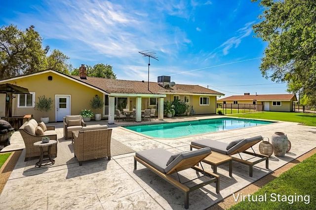 9985-9999 N Shelton Rd, Linden, CA 95236