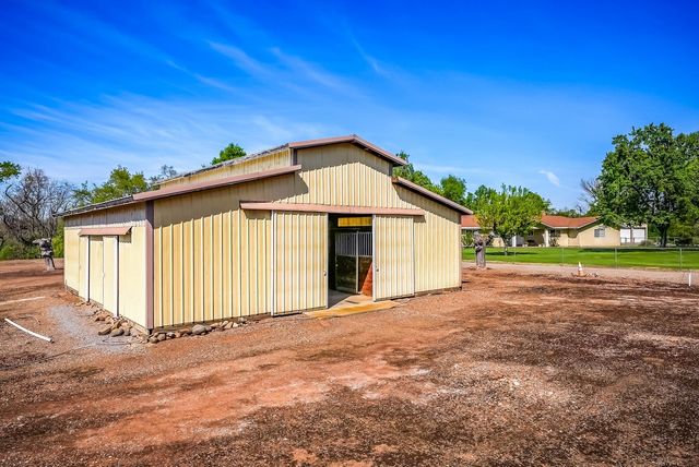 9985-9999 N Shelton Rd, Linden, CA 95236