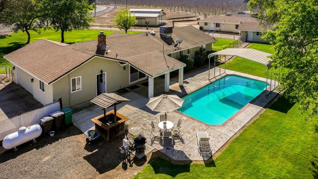 9985-9999 N Shelton Rd, Linden, CA 95236
