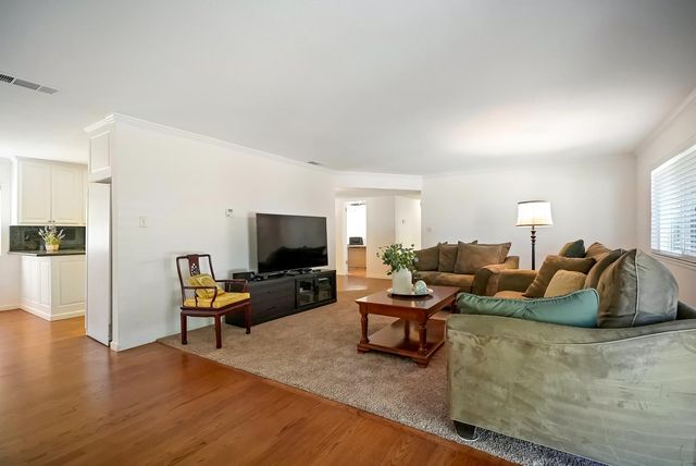 9985-9999 N Shelton Rd, Linden, CA 95236