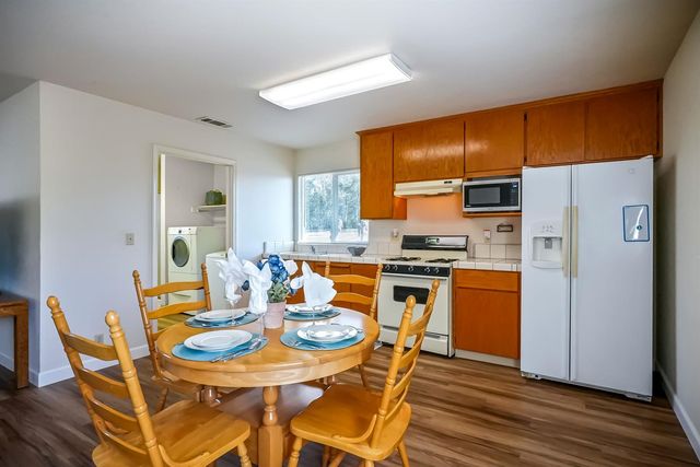 9985-9999 N Shelton Rd, Linden, CA 95236