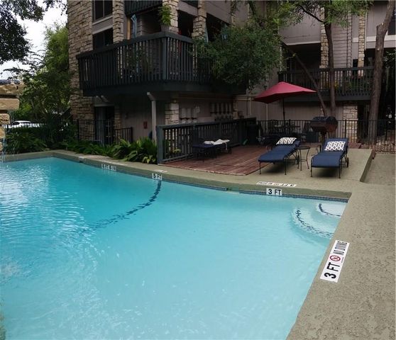 3627 Menchaca RD 215, Austin, TX 78704