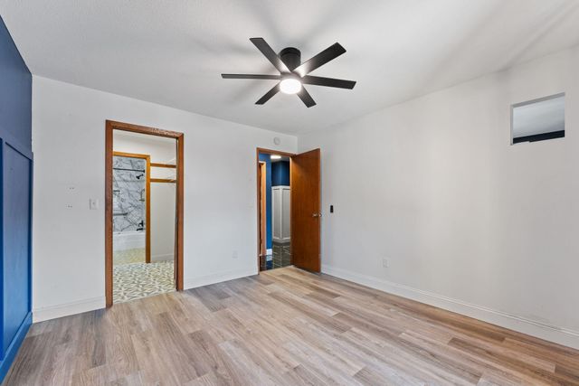 2700 Oxford Street N 101, Roseville, MN 55113