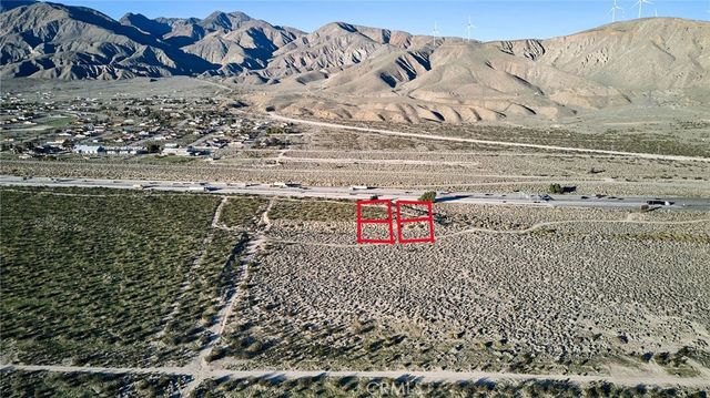 5 Pearl Harbor Memorial Highway, Whitewater, CA 92282
