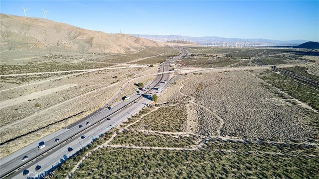 5 Pearl Harbor Memorial Highway, Whitewater, CA 92282