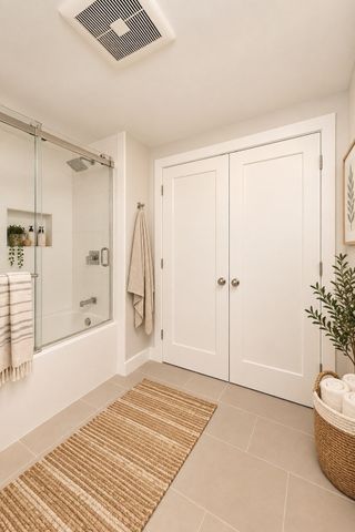 98 Prescott St 3b, Boston, MA 02128