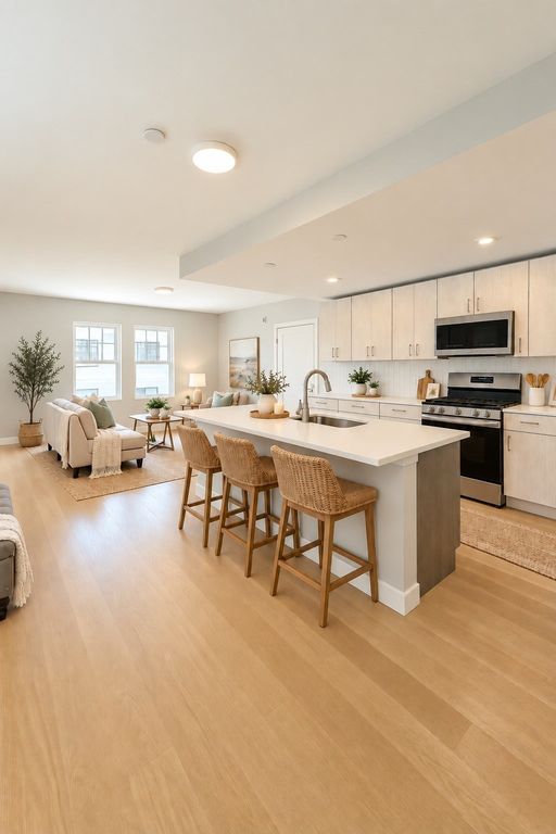 98 Prescott St 3b, Boston, MA 02128