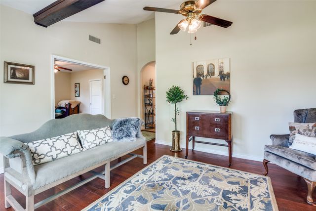 221 Pine Drive, Southlake, TX 76092