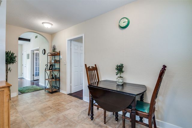 221 Pine Drive, Southlake, TX 76092