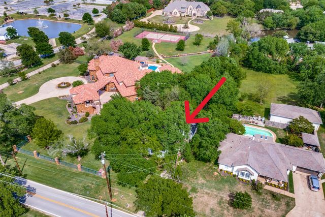 221 Pine Drive, Southlake, TX 76092