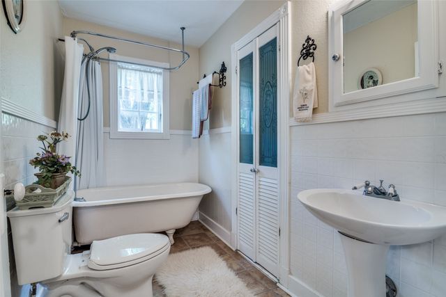 221 Pine Drive, Southlake, TX 76092