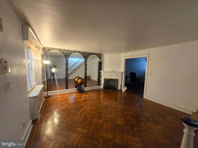 21 W 39TH ST, Wilmington, DE 19802