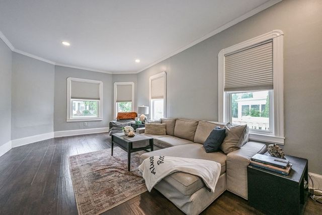31 Emery St, Holbrook, MA 02343