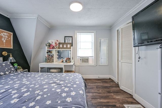 31 Emery St, Holbrook, MA 02343