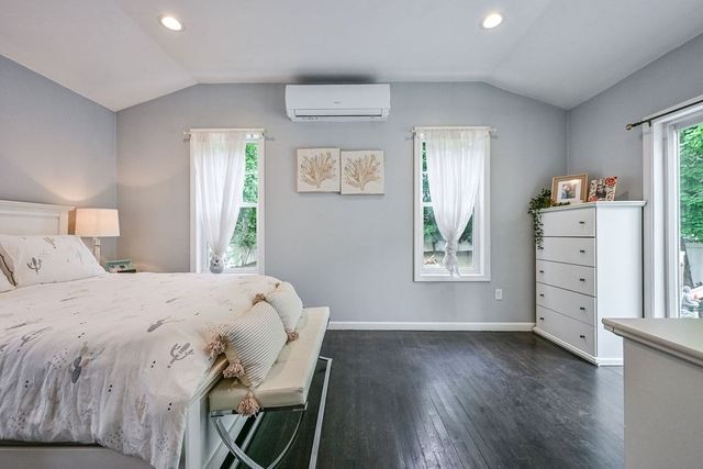 31 Emery St, Holbrook, MA 02343