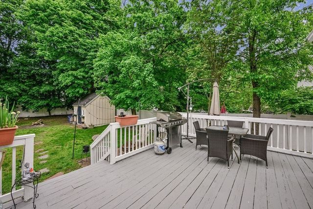 31 Emery St, Holbrook, MA 02343