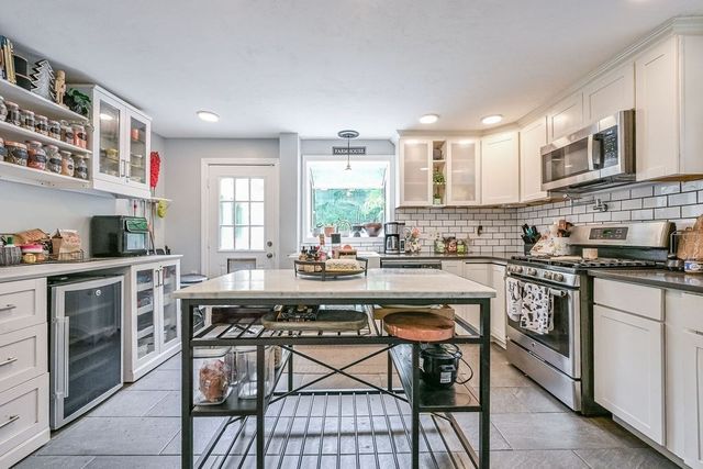 31 Emery St, Holbrook, MA 02343